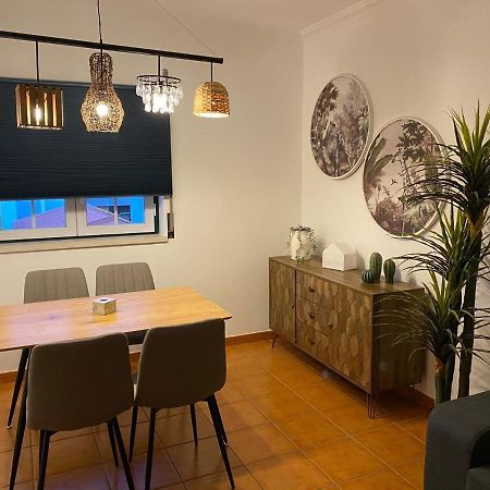Country Town Apartment Almeirim Exterior photo